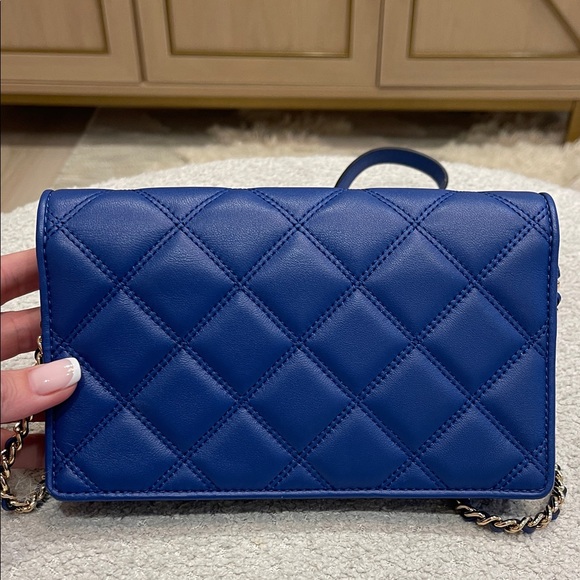 NWOT Tory Burch Royal Blue Quilted Shoulder Bag - Picture 5 of 7